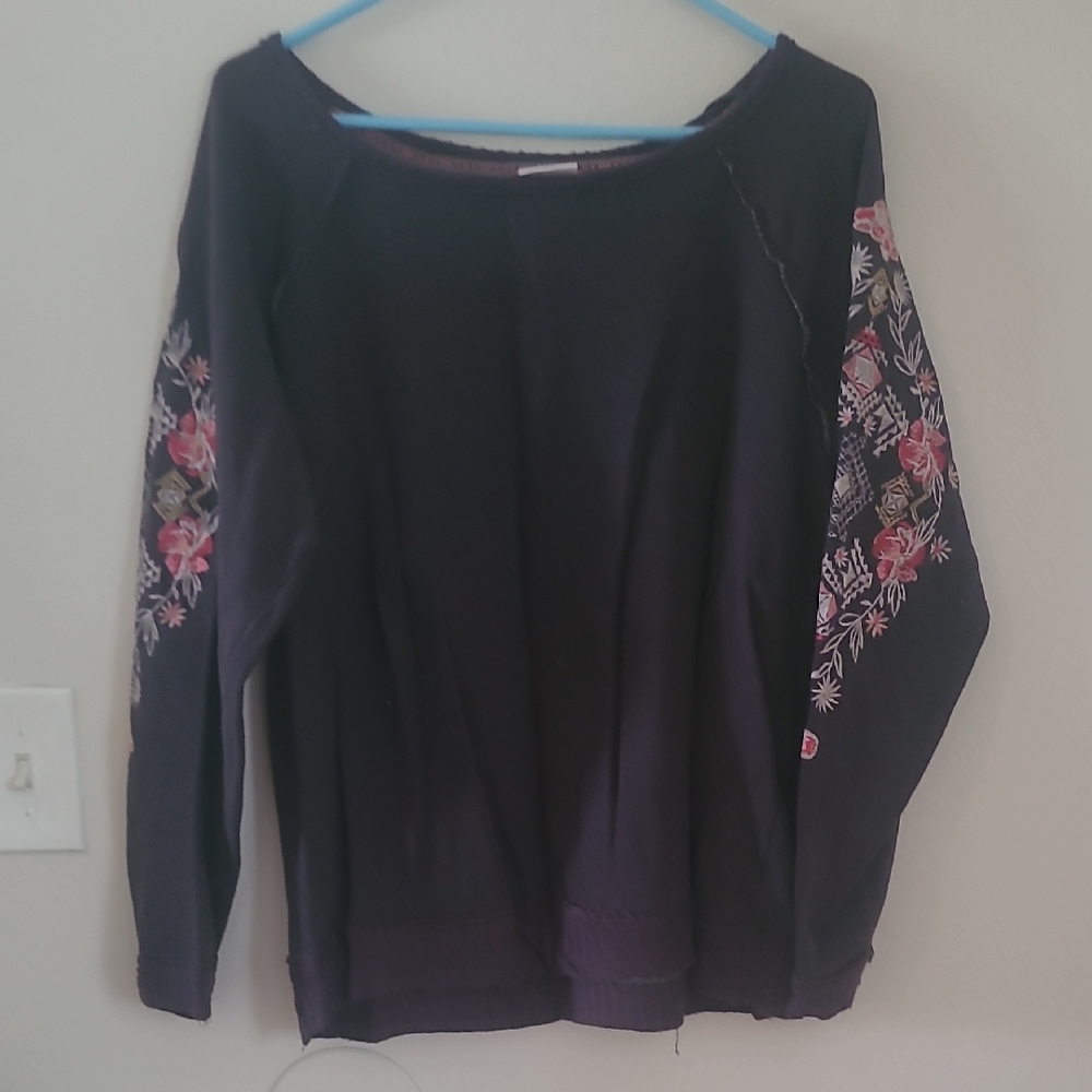 Knox Rose Black and Pink Embroidered Top
